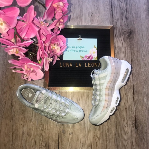 NWT 🔥 NIKE AIR MAX 95 MOON PARTICLE SNEAKER, sz 9 - Picture 5 of 8